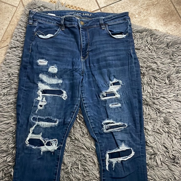 Distressed AE Ankle Jeans - Picture 3 of 8
